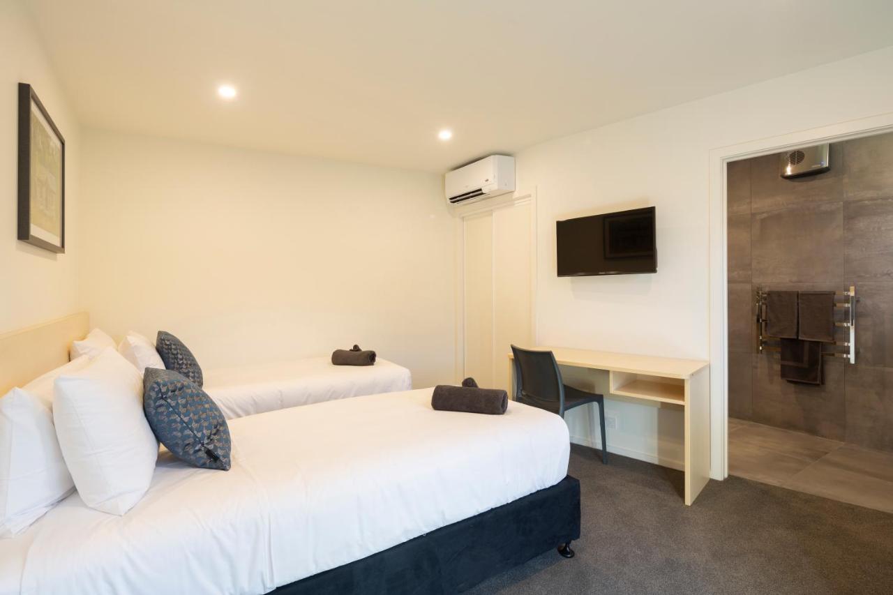 Harvest Park Studios Workers Accommodation Cromwell Bagian luar foto